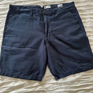 Mens Gap size 36 linen shorts